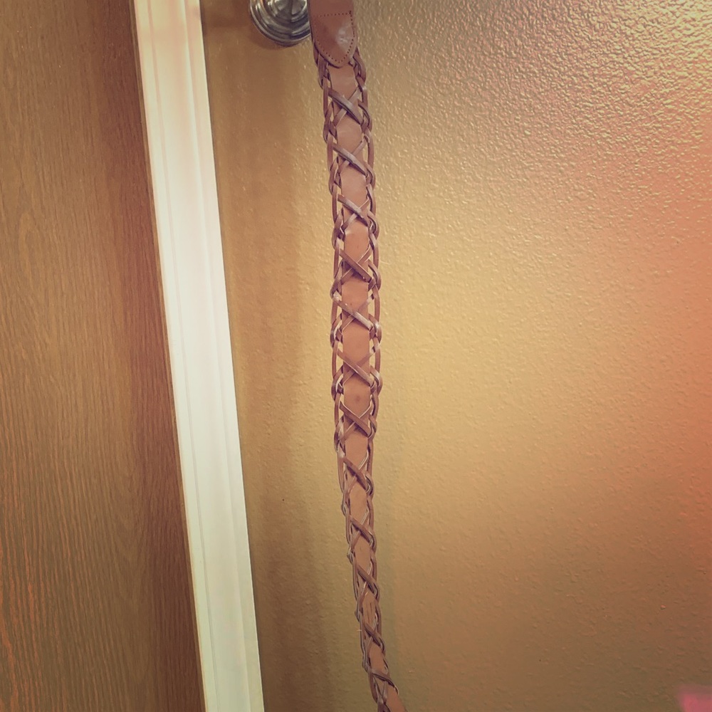Woman’s belt